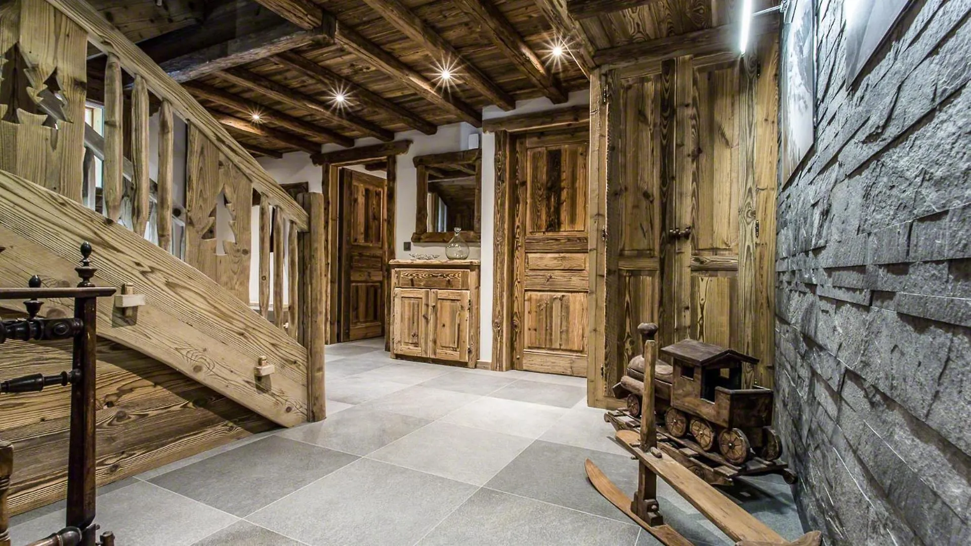 Chalet Chal'Heureux Chamonix 0*,